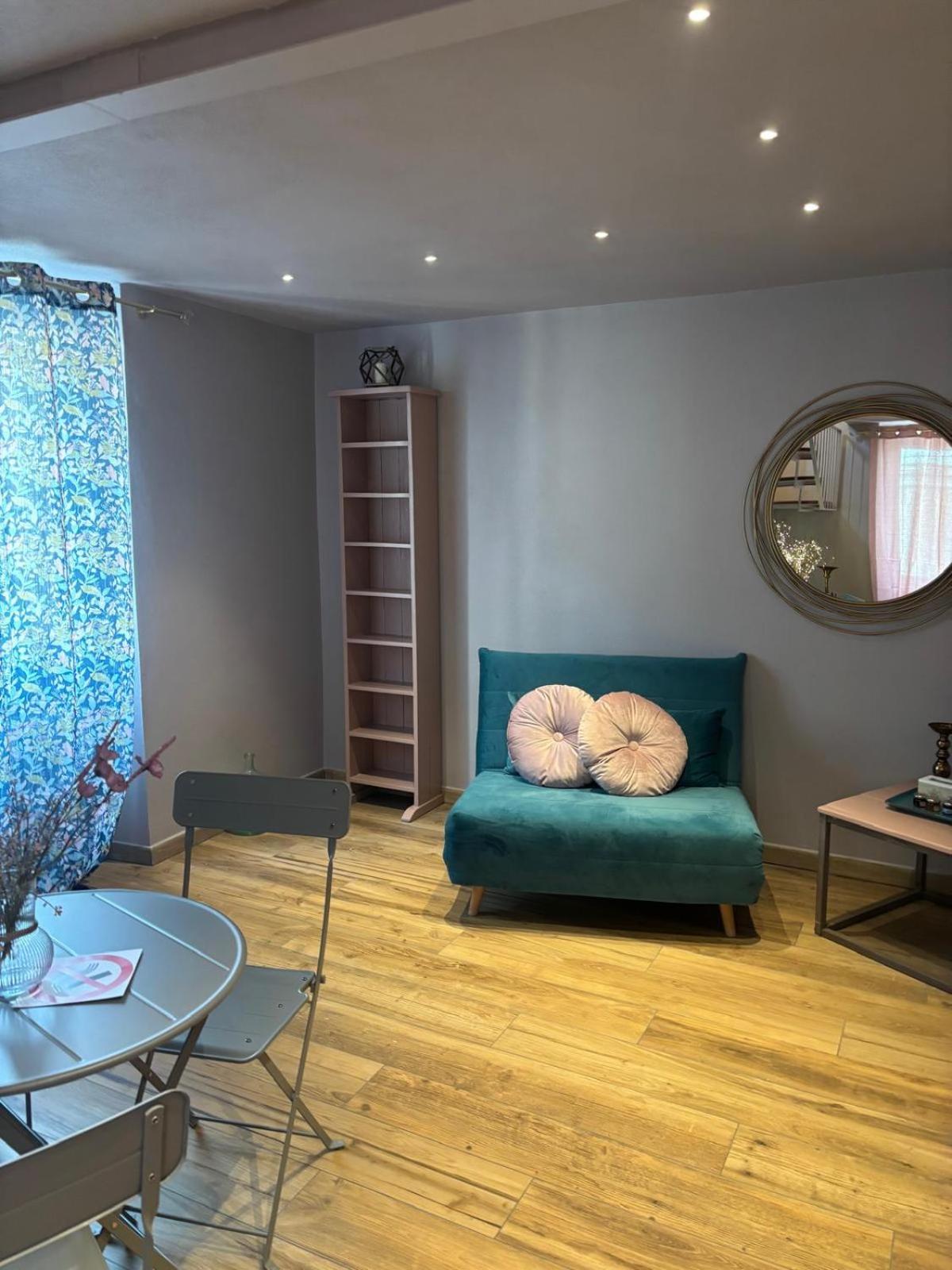 Ferienwohnung Dantes Pieve di Teco Exterior foto